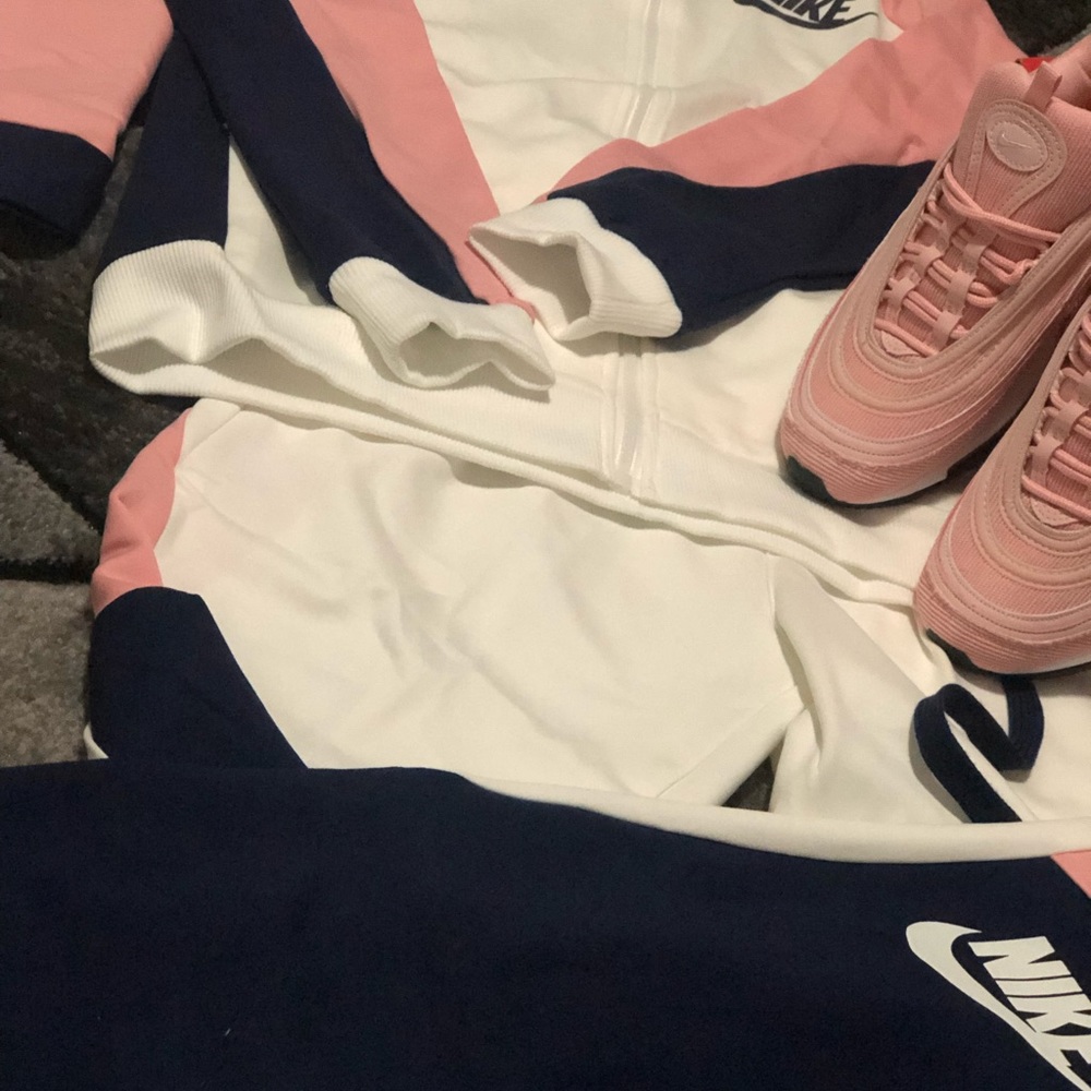 Nike airmax and Track Suit